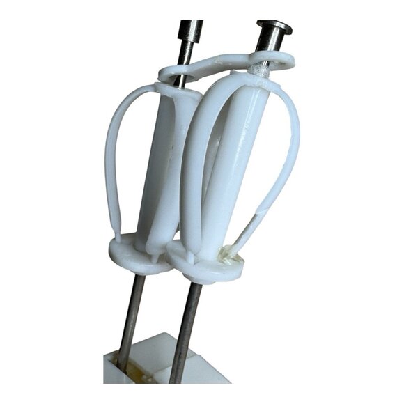 Vintage KIDDY-MATIC MIXER Chilton-Globe Toy Button Mixer White Retro Kitchen - Picture 11 of 11